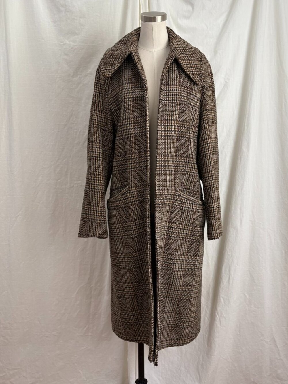 Women's Vintage Oversized Plaid Check Long Coat Lined Black Tan Overcoat Tweed